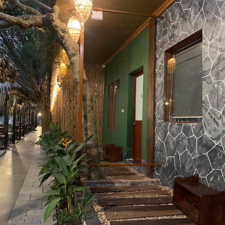 Lake Retreat نينه بينه المظهر الخارجي الصورة