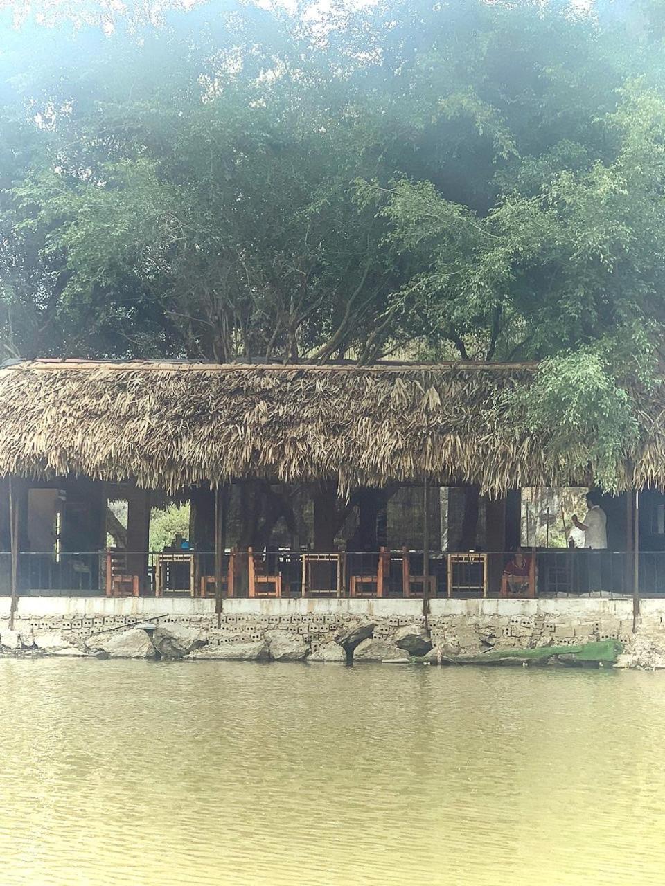 Lake Retreat نينه بينه المظهر الخارجي الصورة